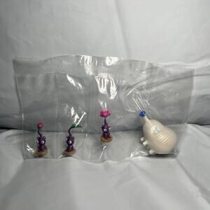 RARE UNOPENED Pikmin Agatsuma Volume 3 Figurines; Watery Blowhog and 3 Purples